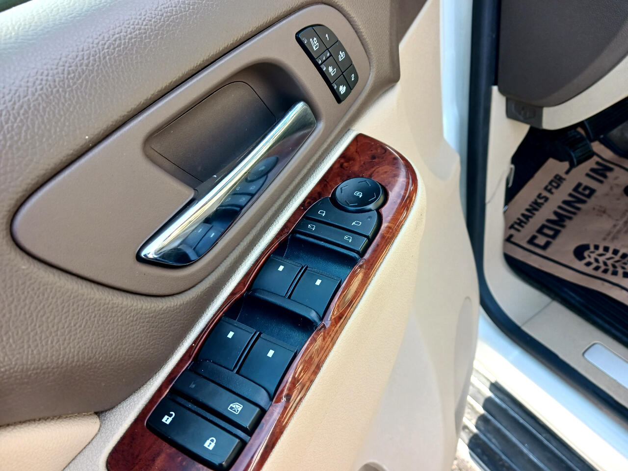 Chevrolet Avalanche  2013