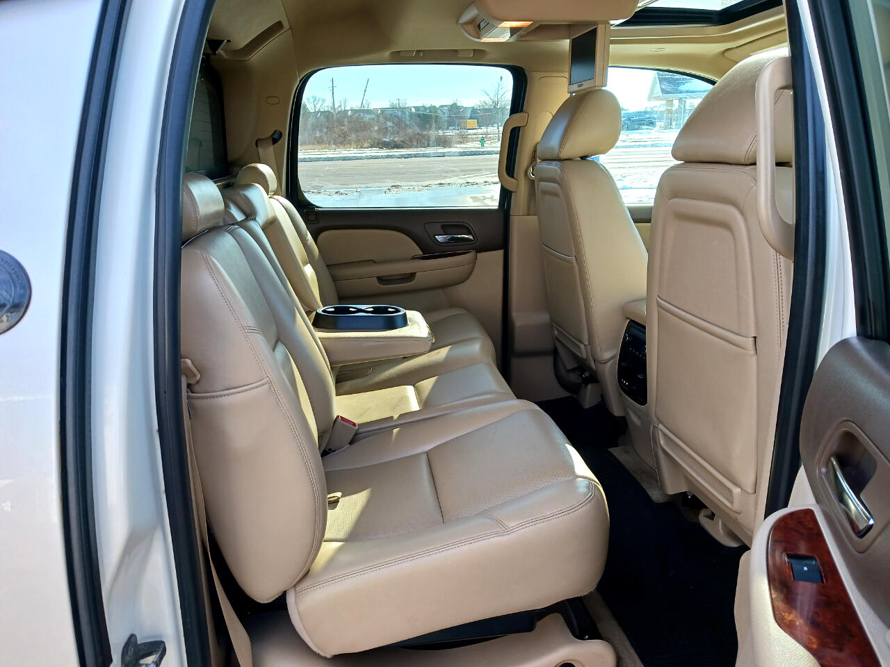 Chevrolet Avalanche  2013