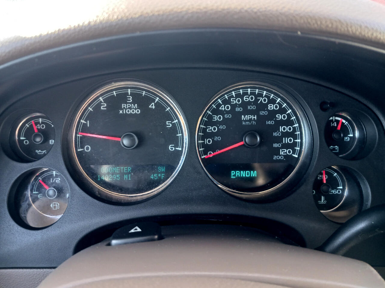 Chevrolet Avalanche  2013