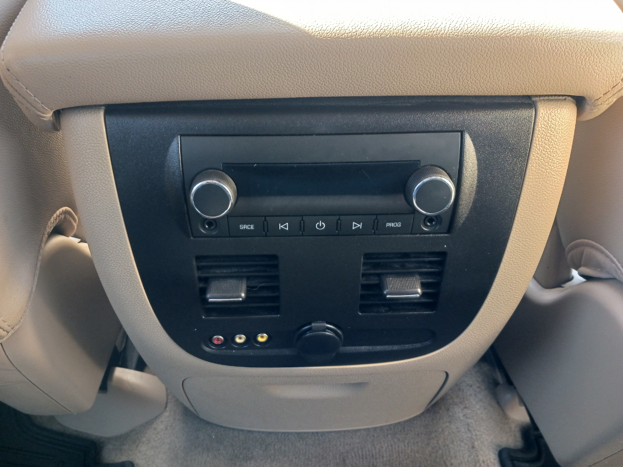 Chevrolet Avalanche  2013