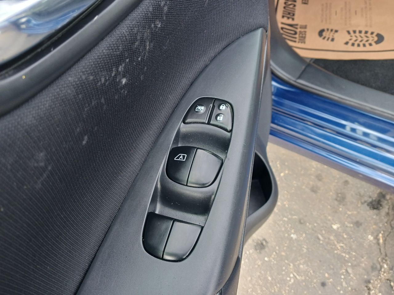 Nissan Sentra S 2016