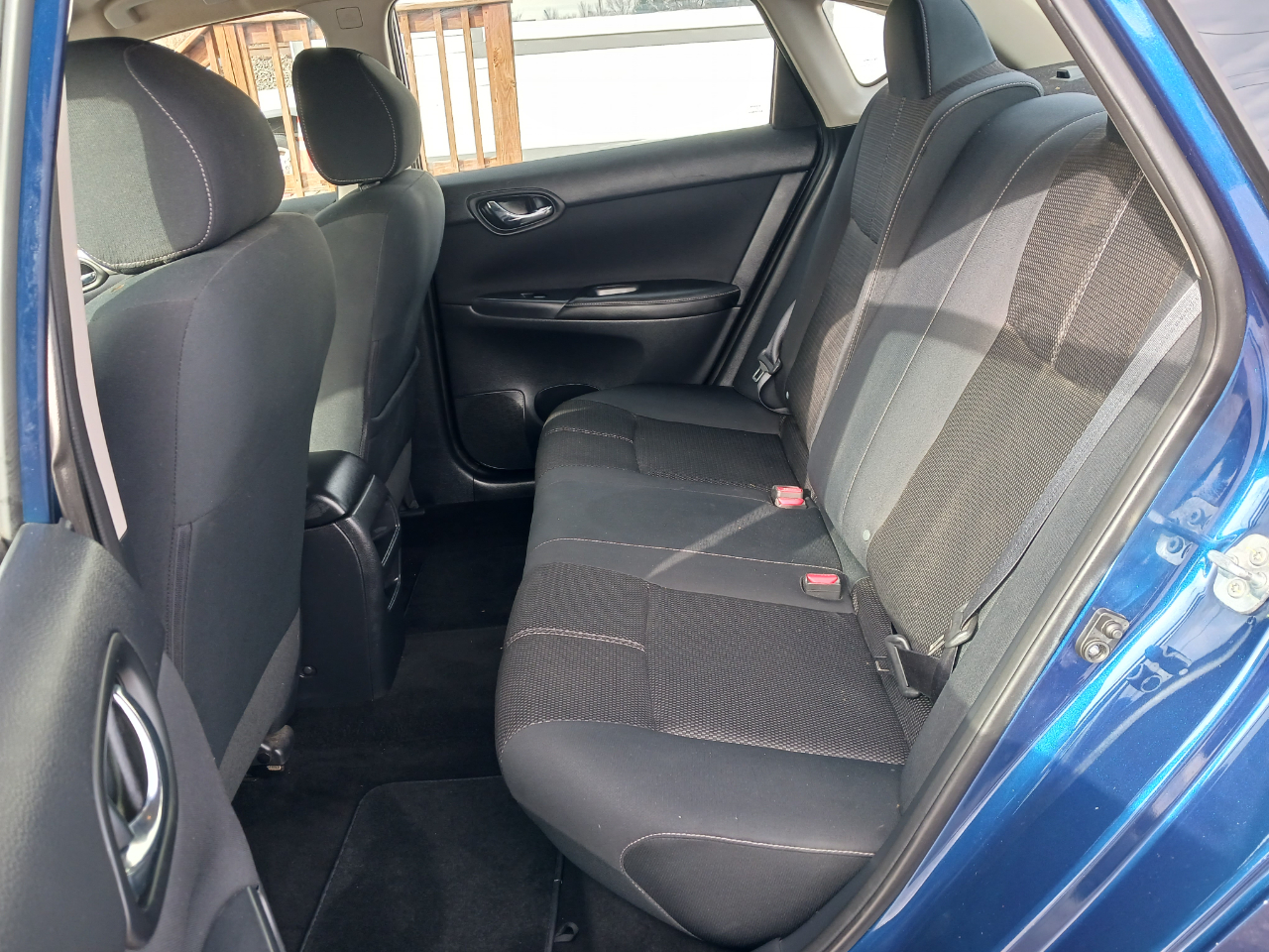 Nissan Sentra S 2016