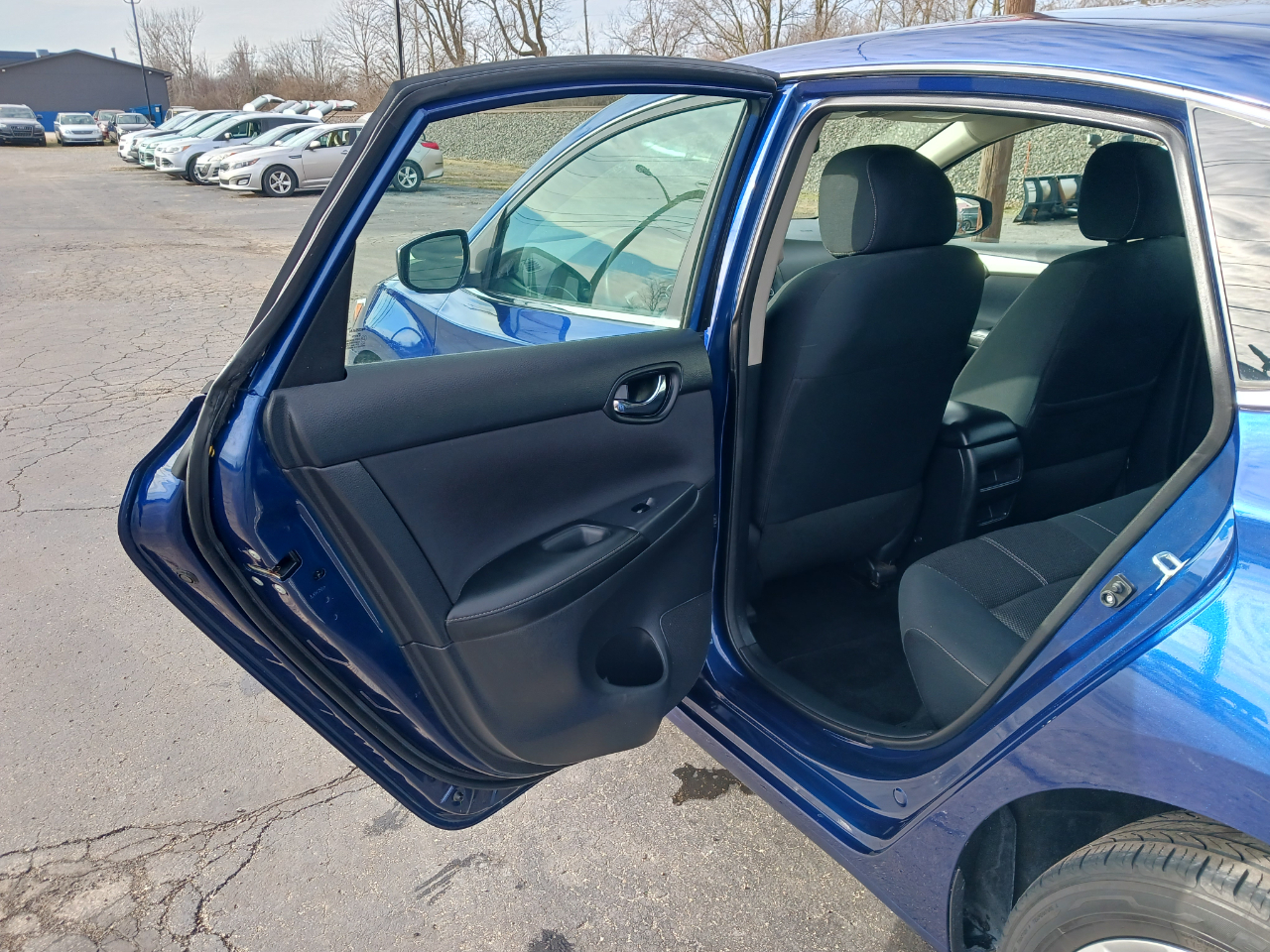 Nissan Sentra S 2016