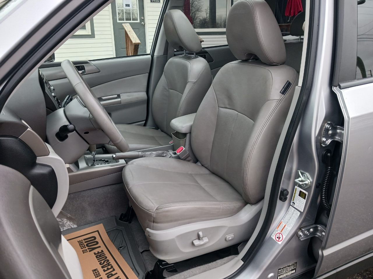 Subaru Forester 2.5X Limited 2010