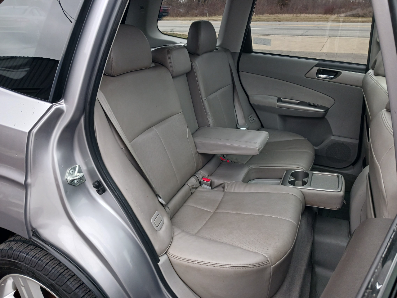 Subaru Forester 2.5X Limited 2010