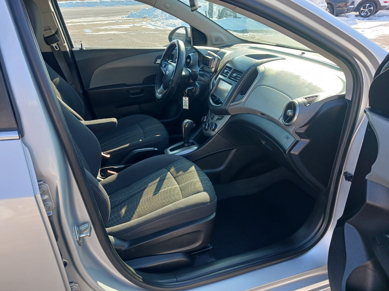 Chevrolet Sonic LT 2014