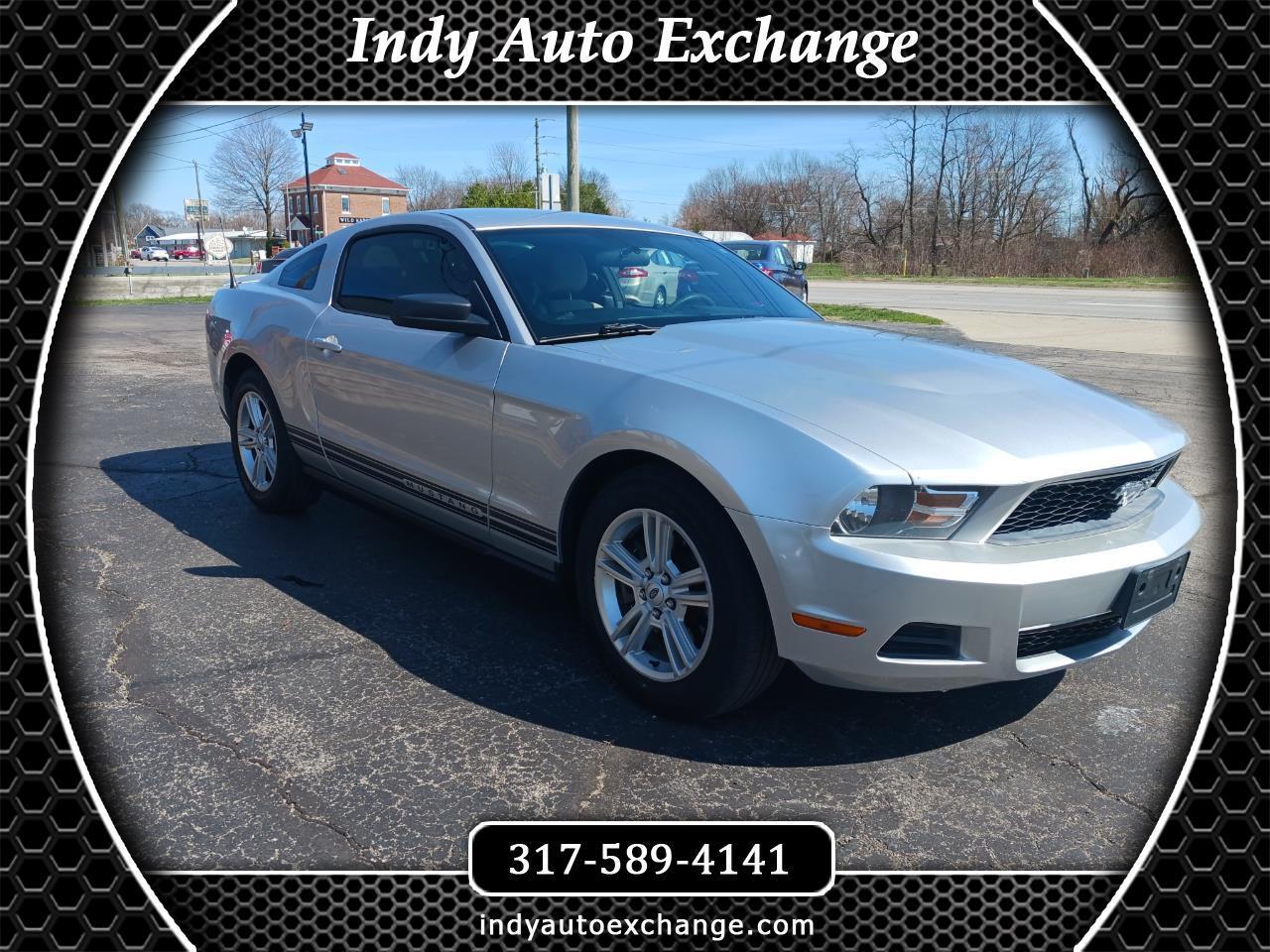 2012 Ford Mustang V6 Coupe RWD