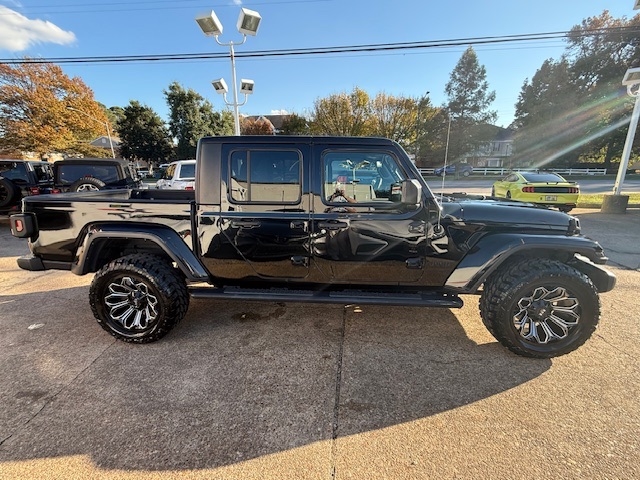 Jeep Gladiator Sport S 4x4 2023 Jeep Gladiator Sport S 4x4 2023