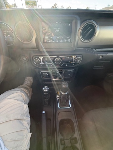 Jeep Gladiator Sport S 4x4 2023 Jeep Gladiator Sport S 4x4 2023