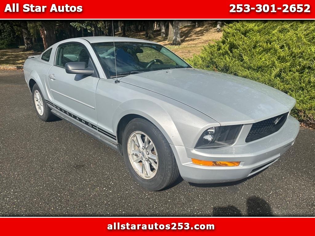 2007 Ford Mustang V6 Deluxe Coupe