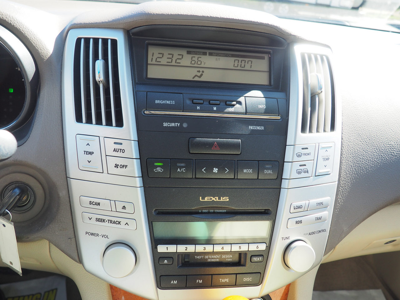 Lexus RX 330  2004 Lexus RX 330  2004