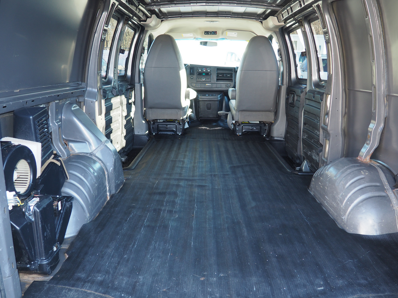 Chevrolet Express  2013