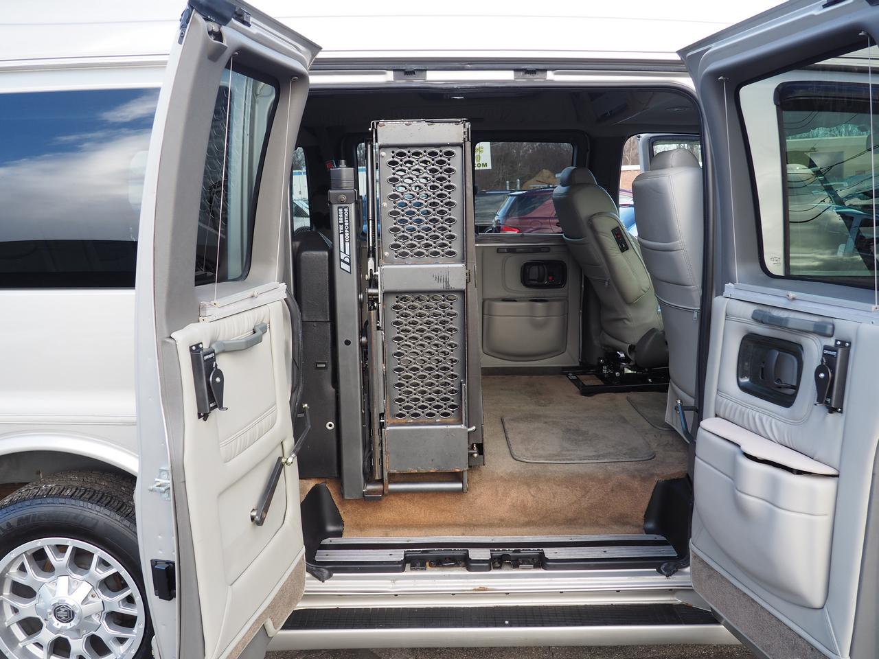 Chevrolet Express  2007