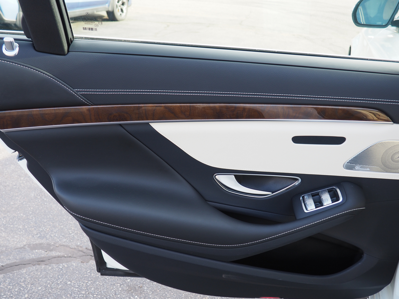 Mercedes-Benz S-Class  2015