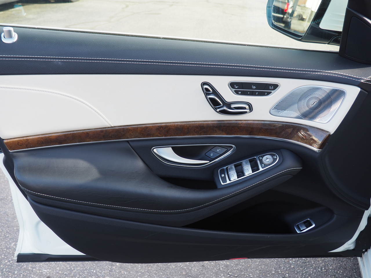 Mercedes-Benz S-Class  2015