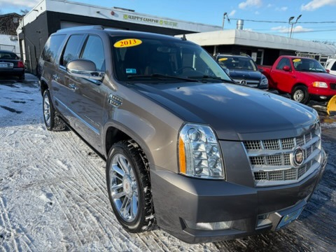 Cadillac Escalade  2013