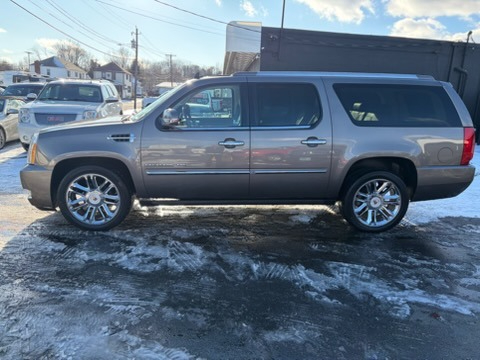 Cadillac Escalade  2013