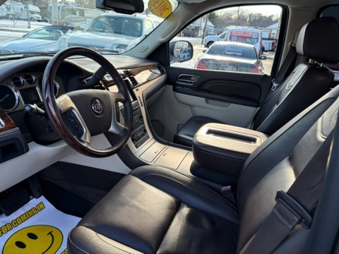 Cadillac Escalade  2013