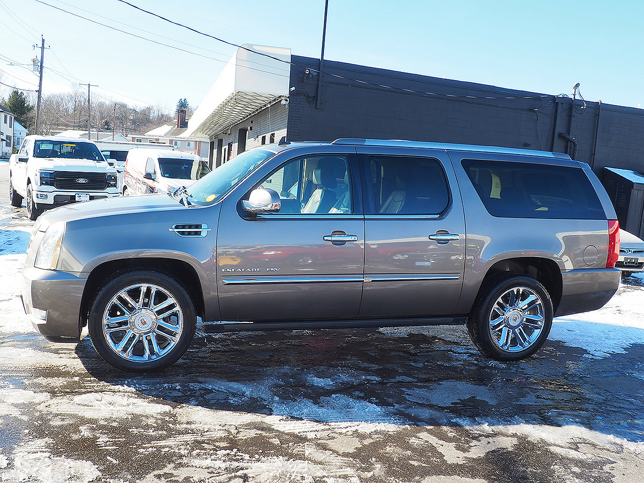 Cadillac Escalade  2013
