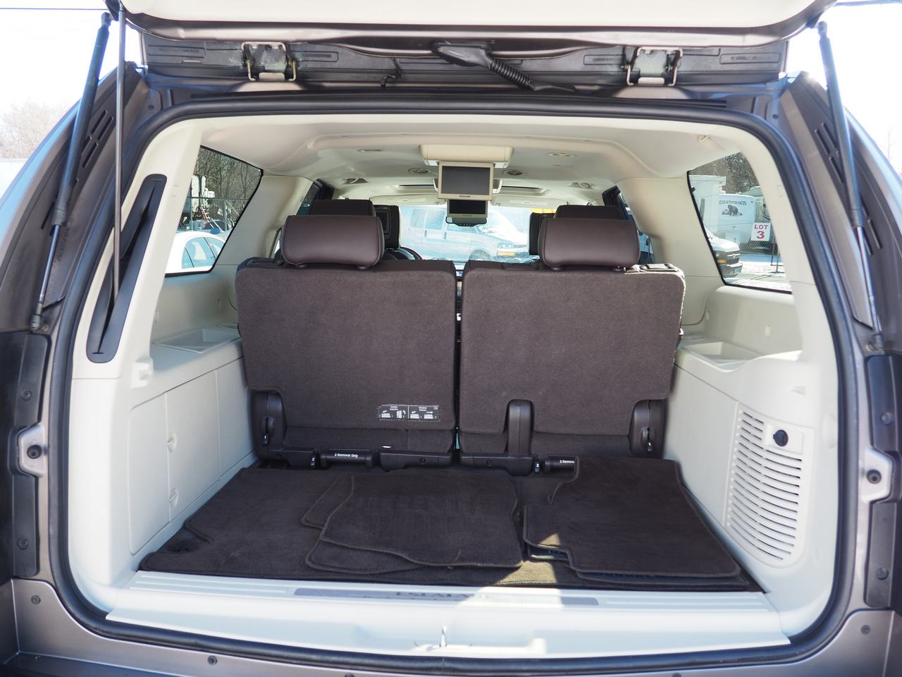 Cadillac Escalade  2013