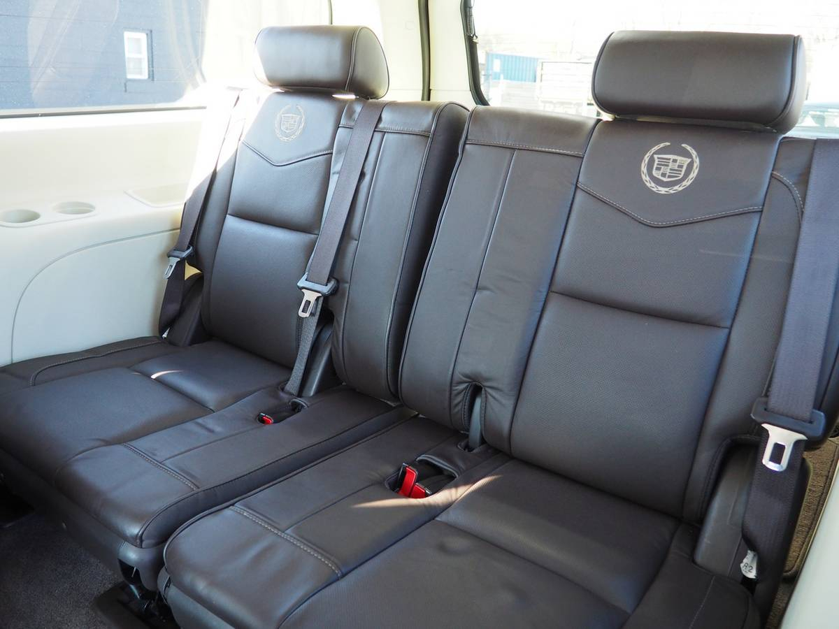 Cadillac Escalade  2013