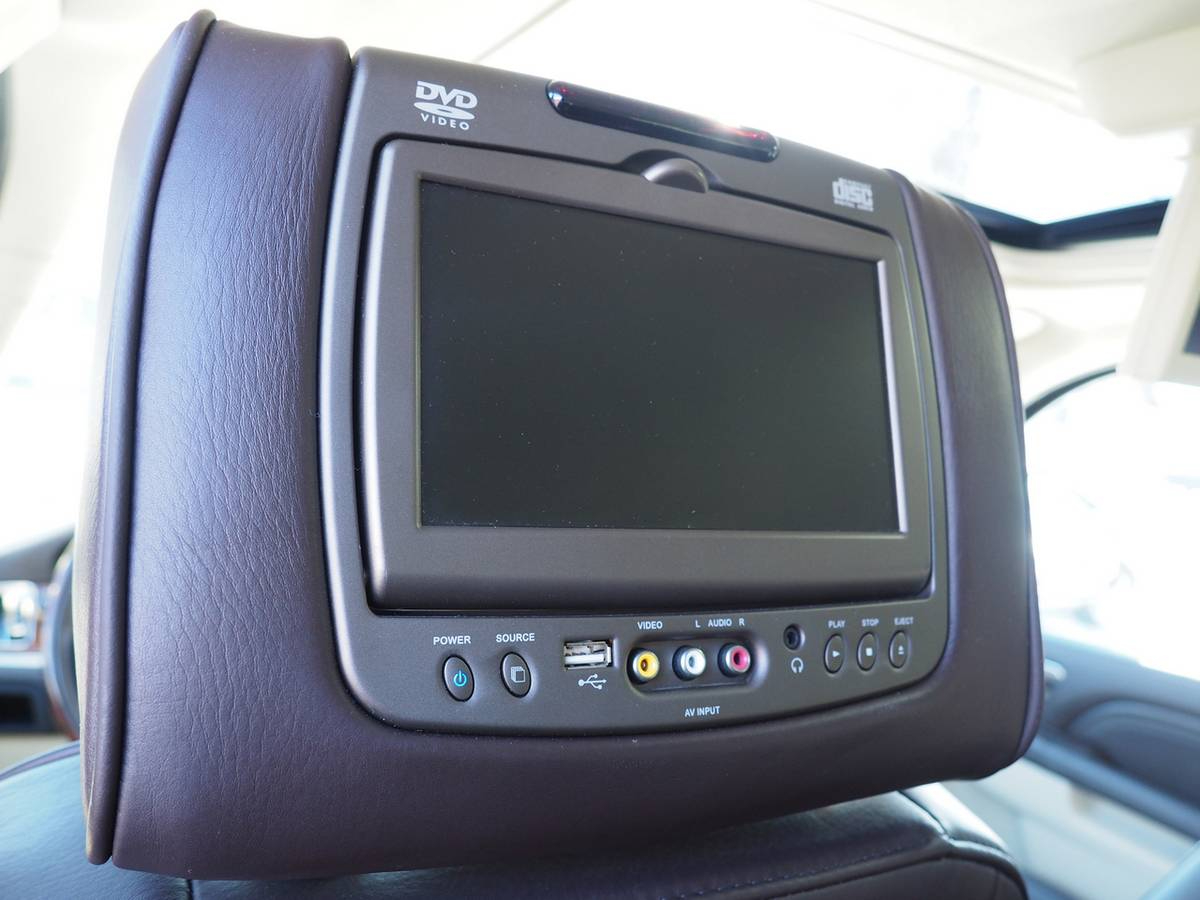 Cadillac Escalade  2013