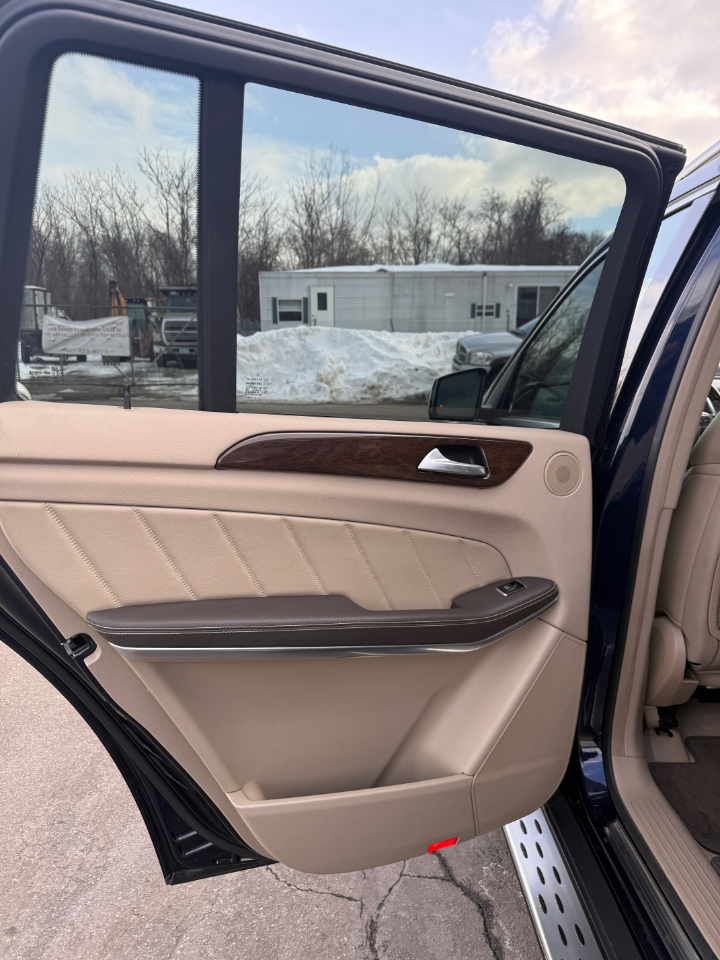 Mercedes-Benz GL-Class  2013