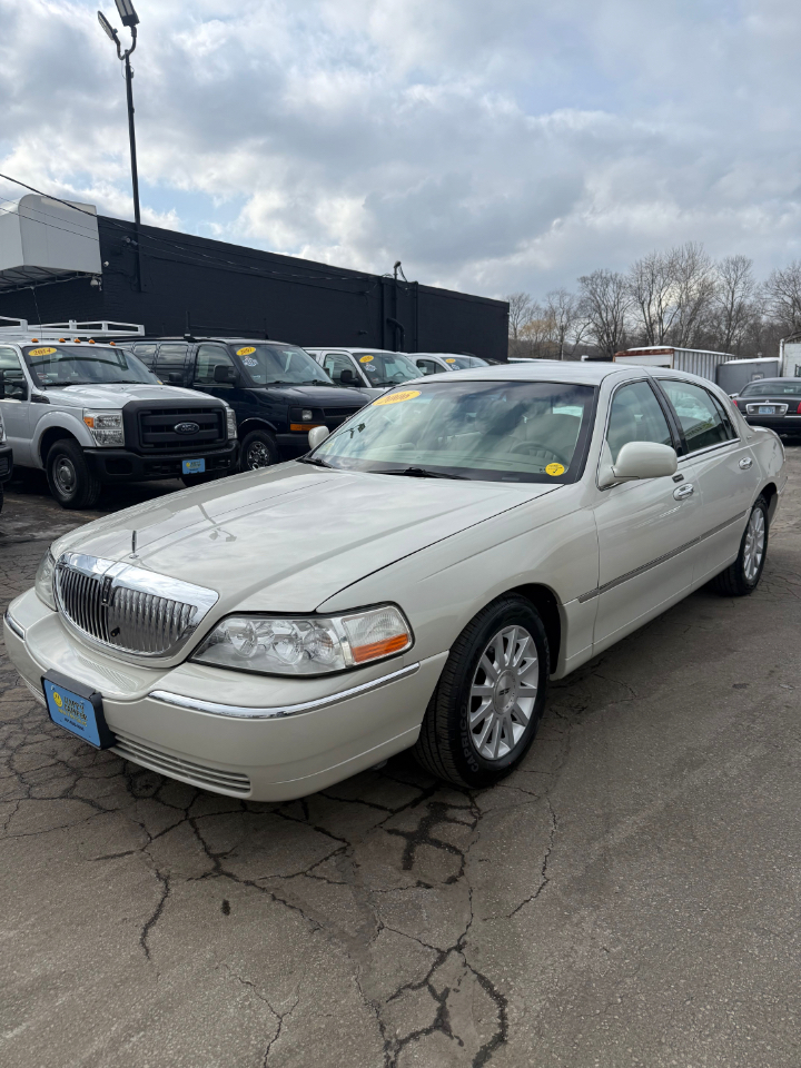 Lincoln Town Car  2006
