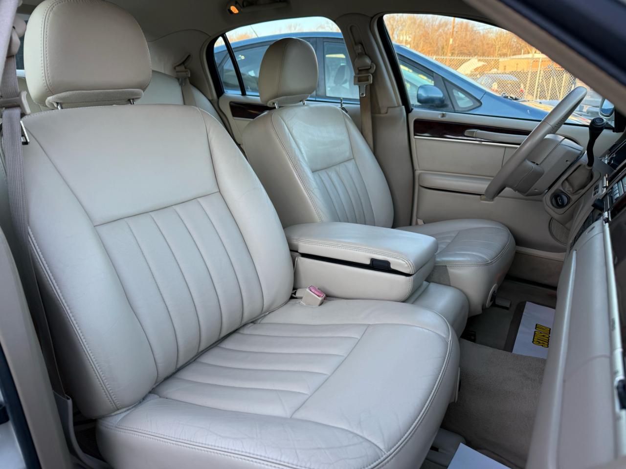 Lincoln Town Car  2006