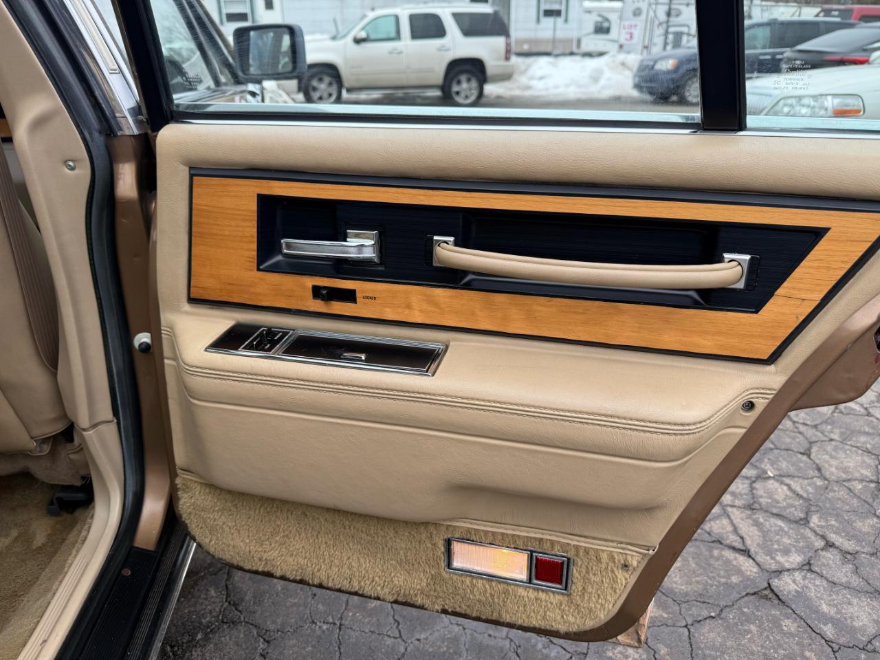 Lincoln Continental  1986