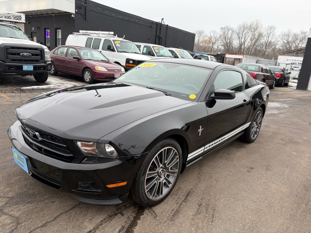 Ford Mustang Fastback  2011