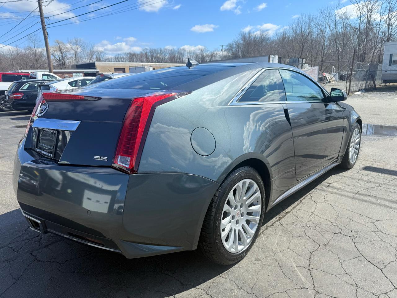Cadillac CTS Coupe  2012