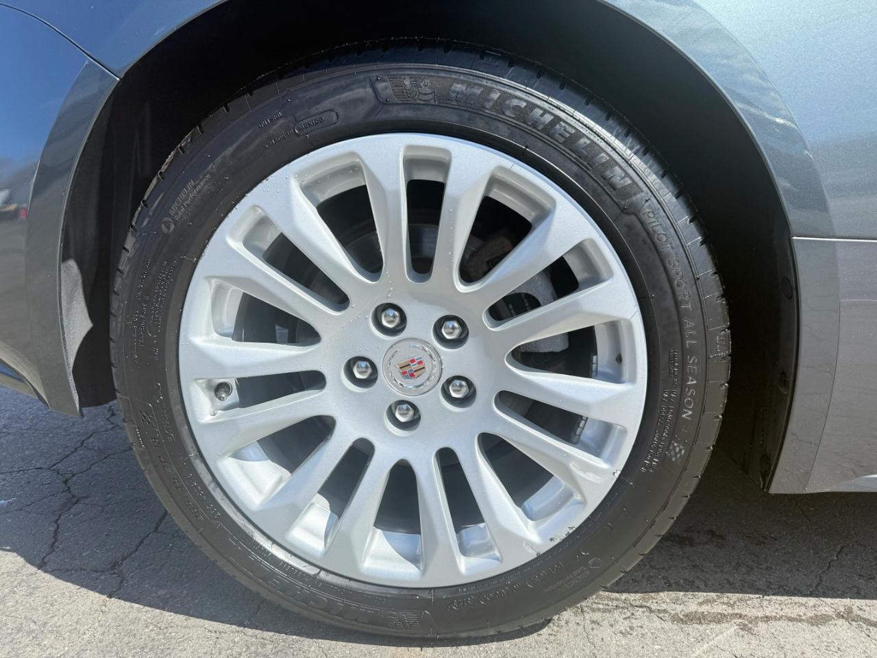 Cadillac CTS Coupe  2012