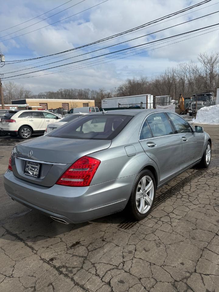 Mercedes-Benz S550  2013