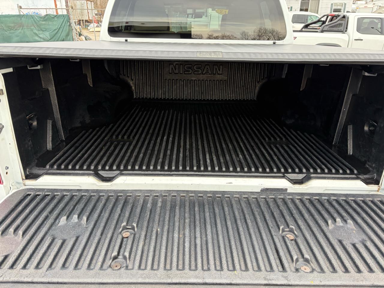 Nissan Frontier  2013