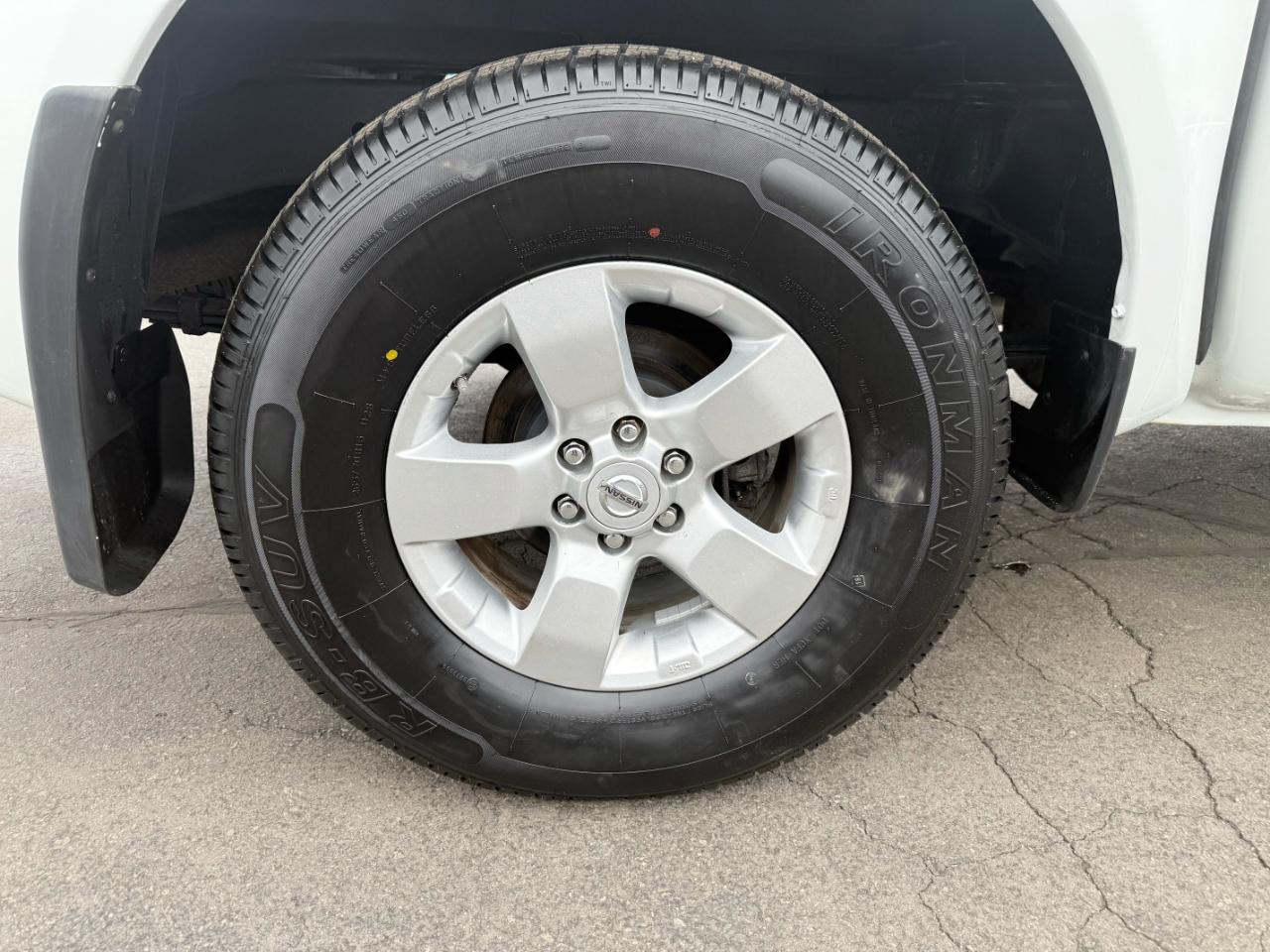 Nissan Frontier  2013