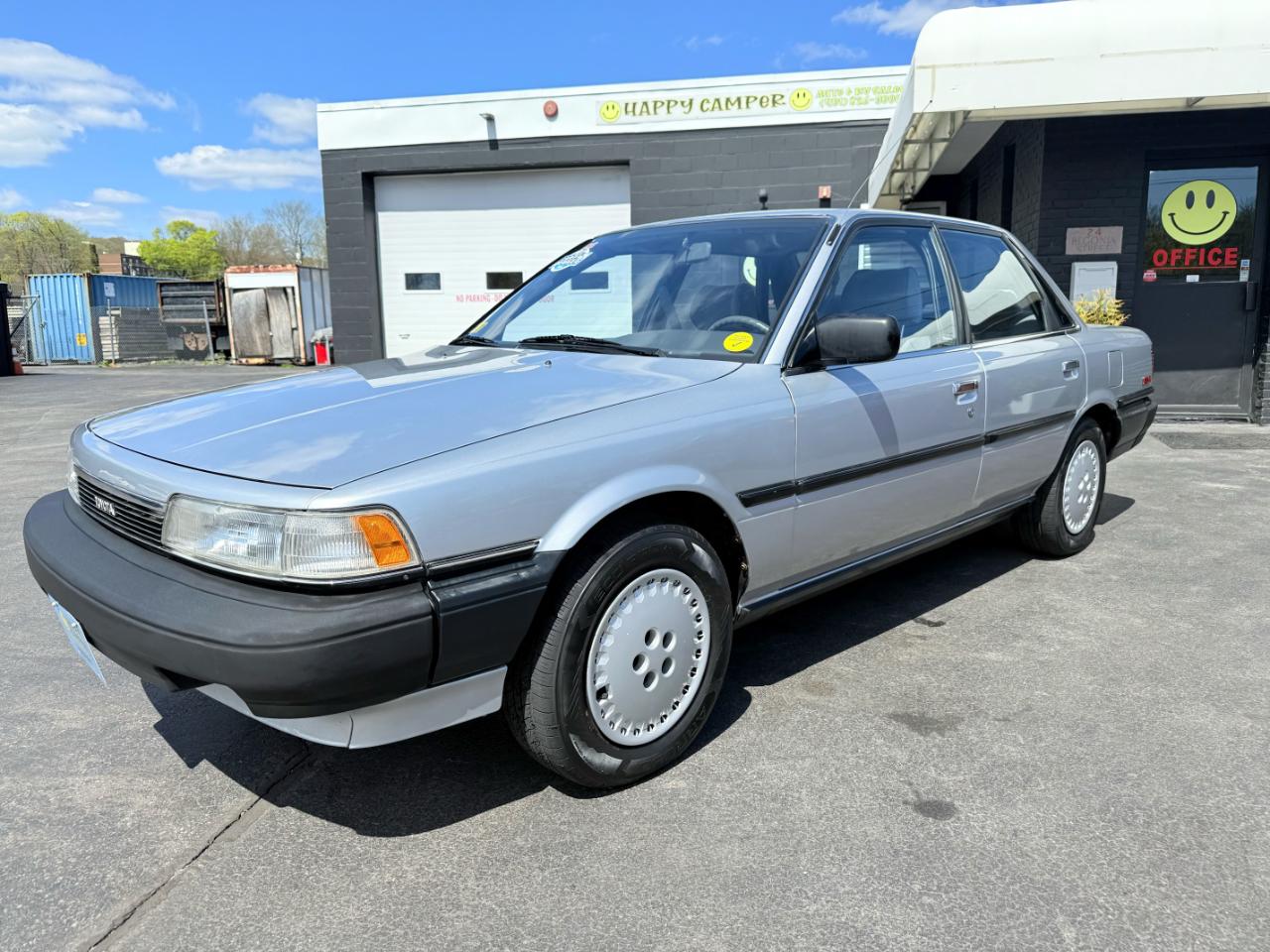 Toyota Camry  1987