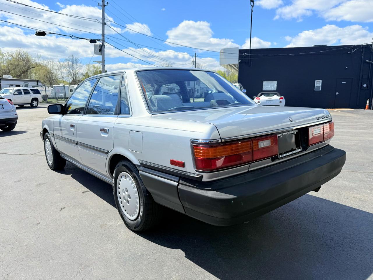 Toyota Camry  1987