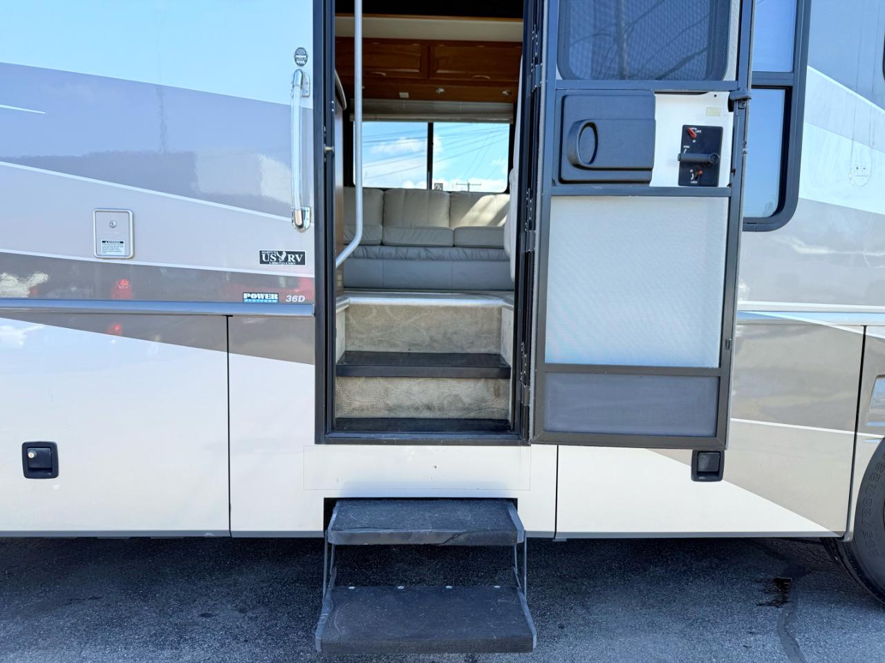 Fleetwood Pace Arrow  2006