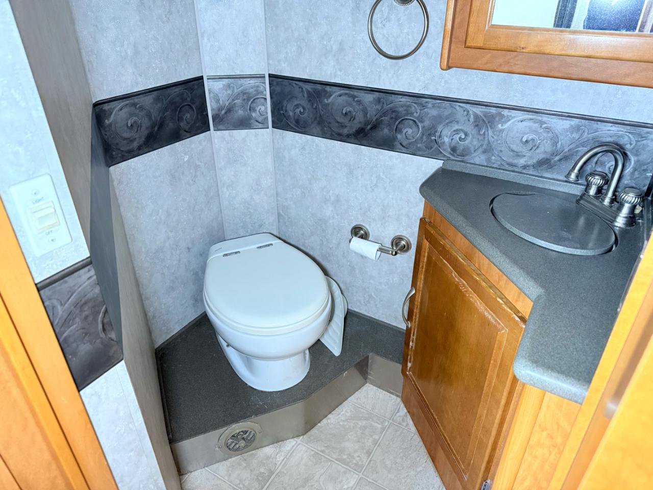 Fleetwood Pace Arrow  2006