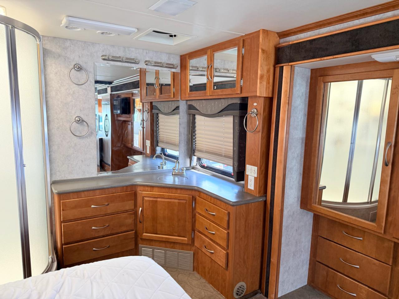 Fleetwood Pace Arrow  2006