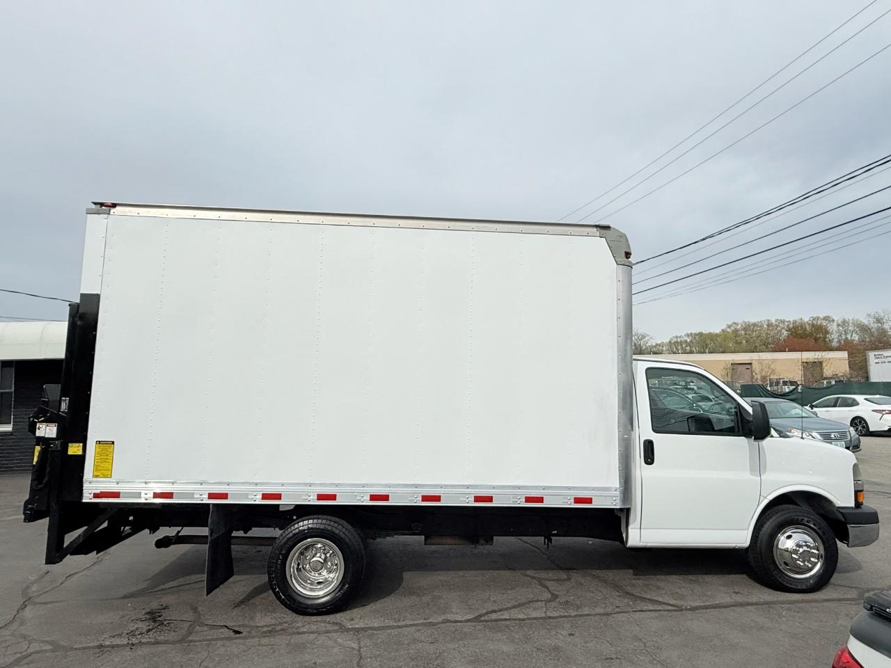 Chevrolet Express 3500  2013