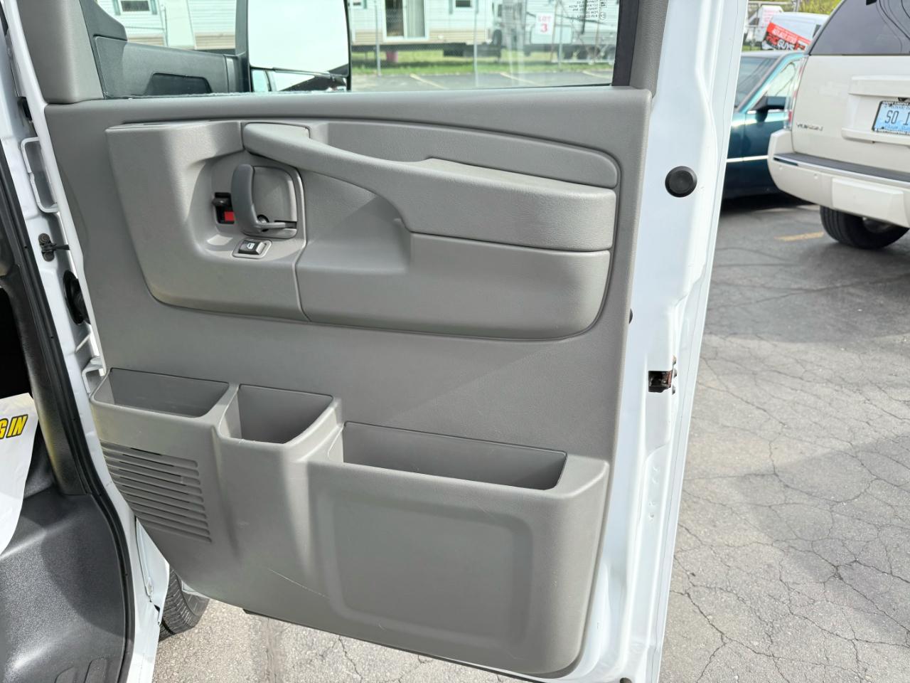 Chevrolet Express 3500  2013
