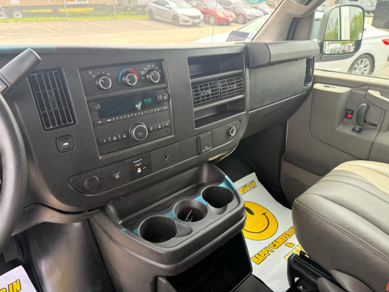 GMC Savana  2016
