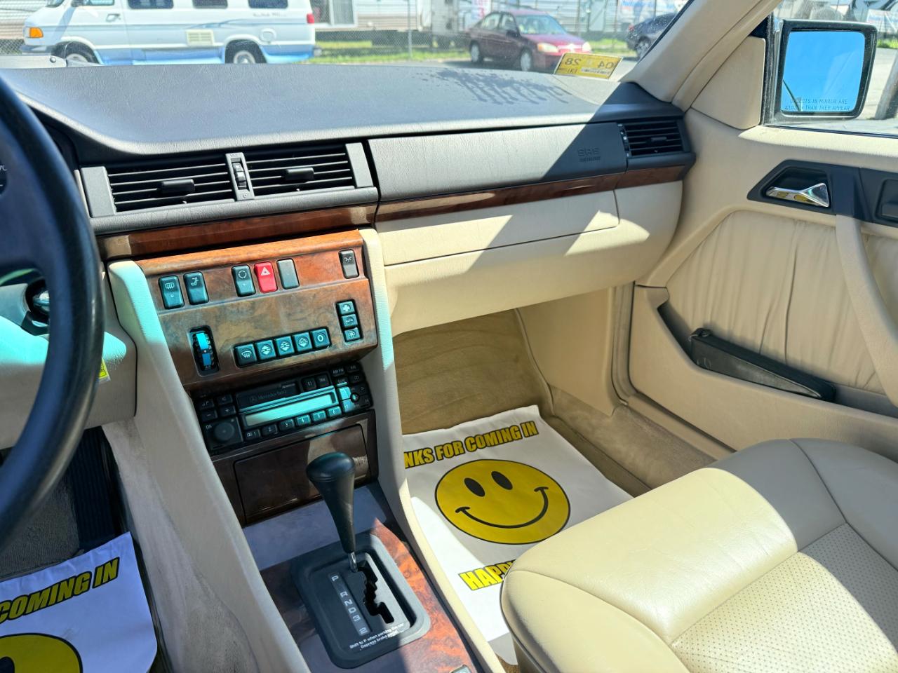 Mercedes-Benz E-Class  1994