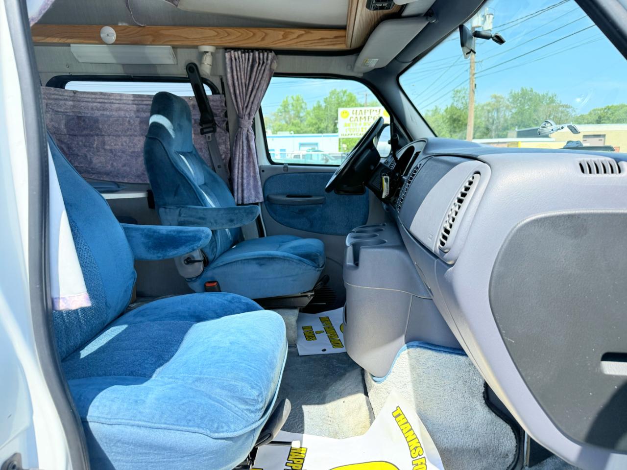 Dodge Roadtrek  2000