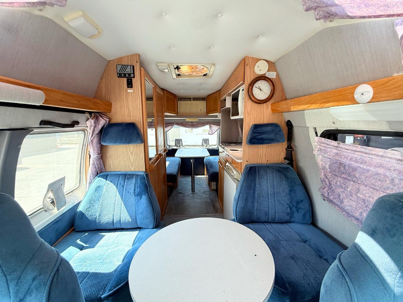 Dodge Roadtrek  2000