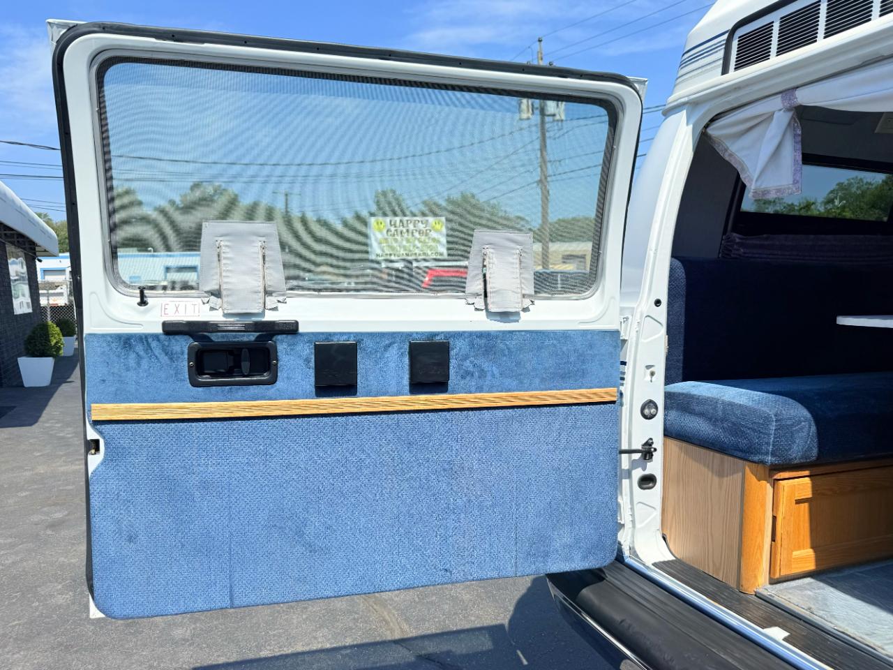 Dodge Roadtrek  2000