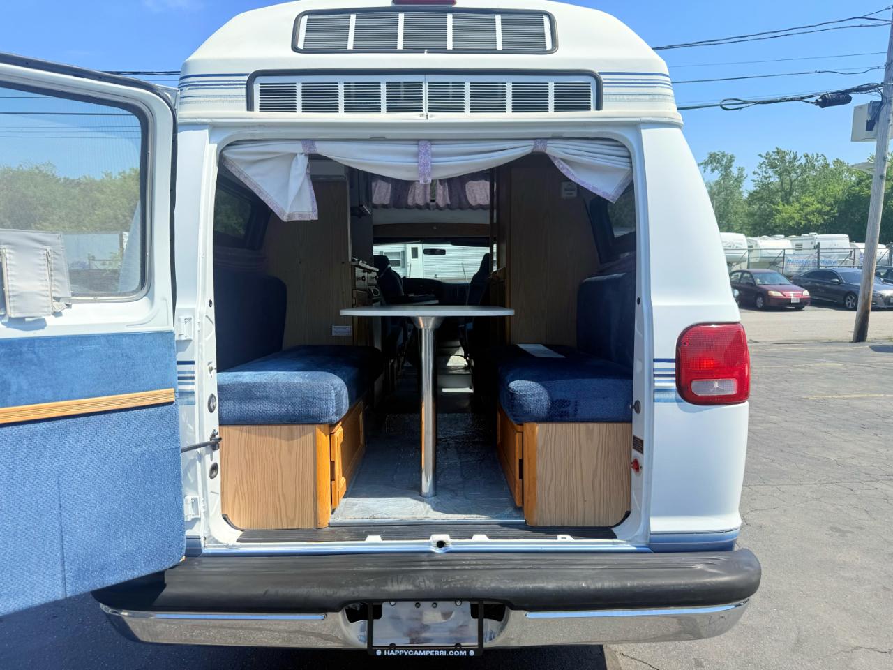 Dodge Roadtrek  2000