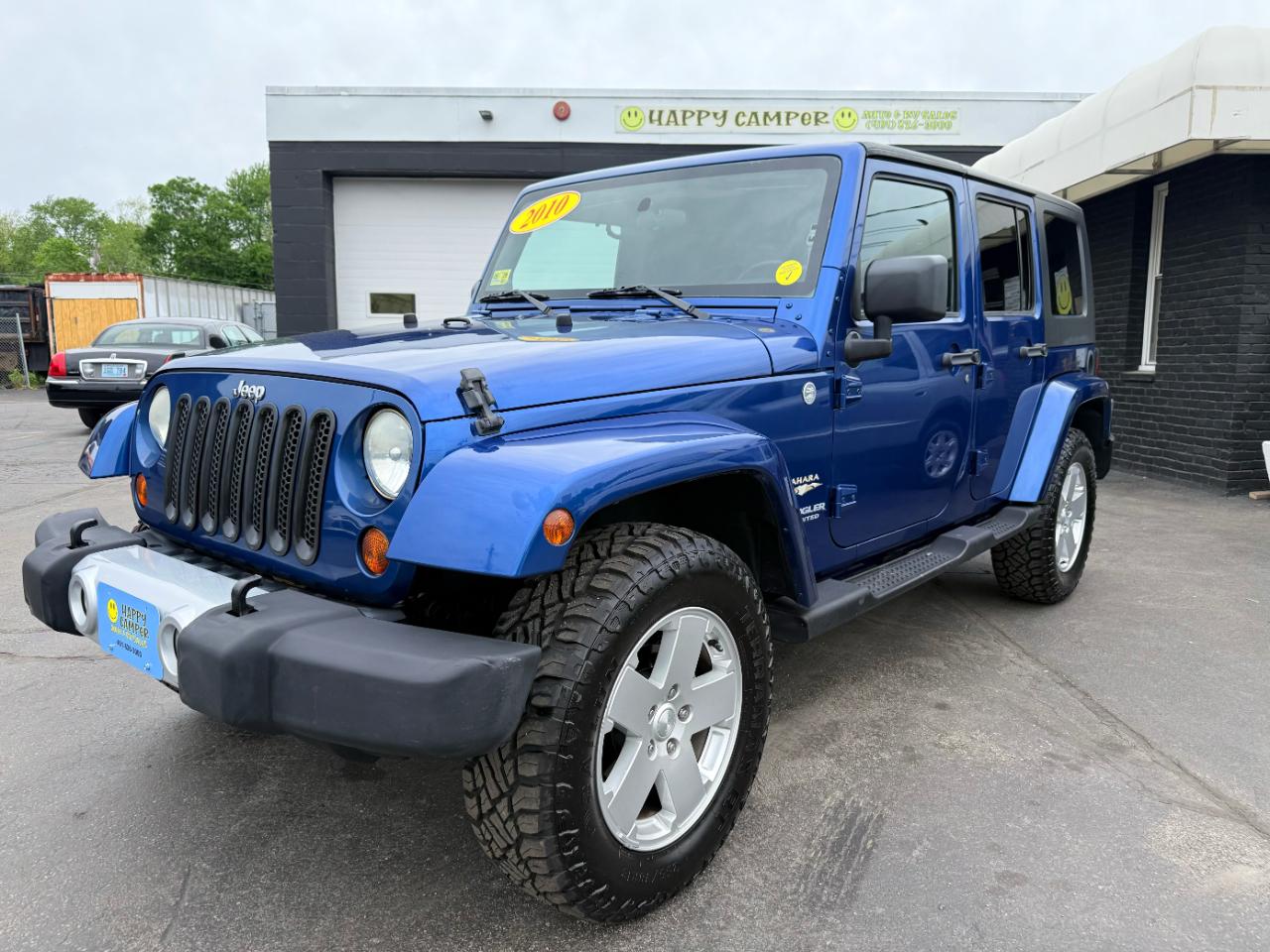 Jeep Wrangler Sahara  2010